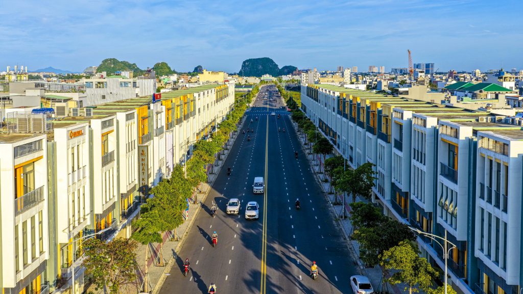 nha pho hoa xuan 1755047012723430667821